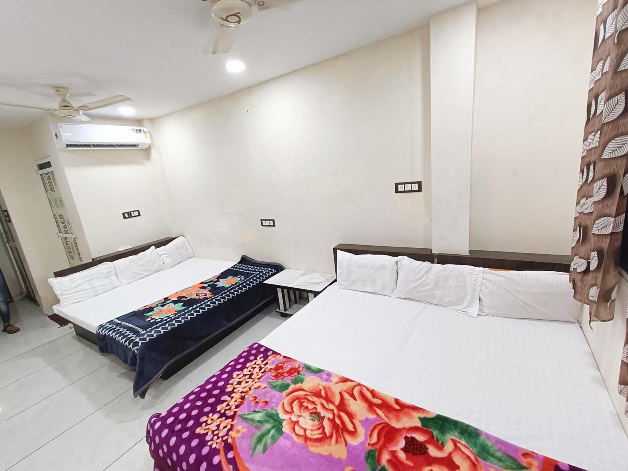 Fabhotel Shipra Ujjain Bagian luar foto